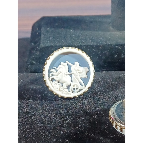 Vintage Cameo Trojan War Cufflinks & Tie clip Blue and White Horses - Picture 7 of 12